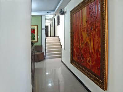Cafe Cafe Avenida Hotel 2*